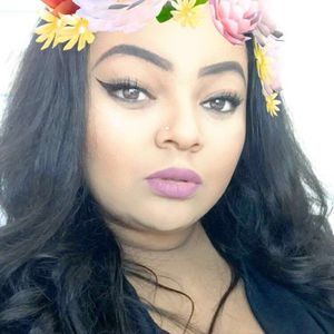 Meet your Posher, Sabrina